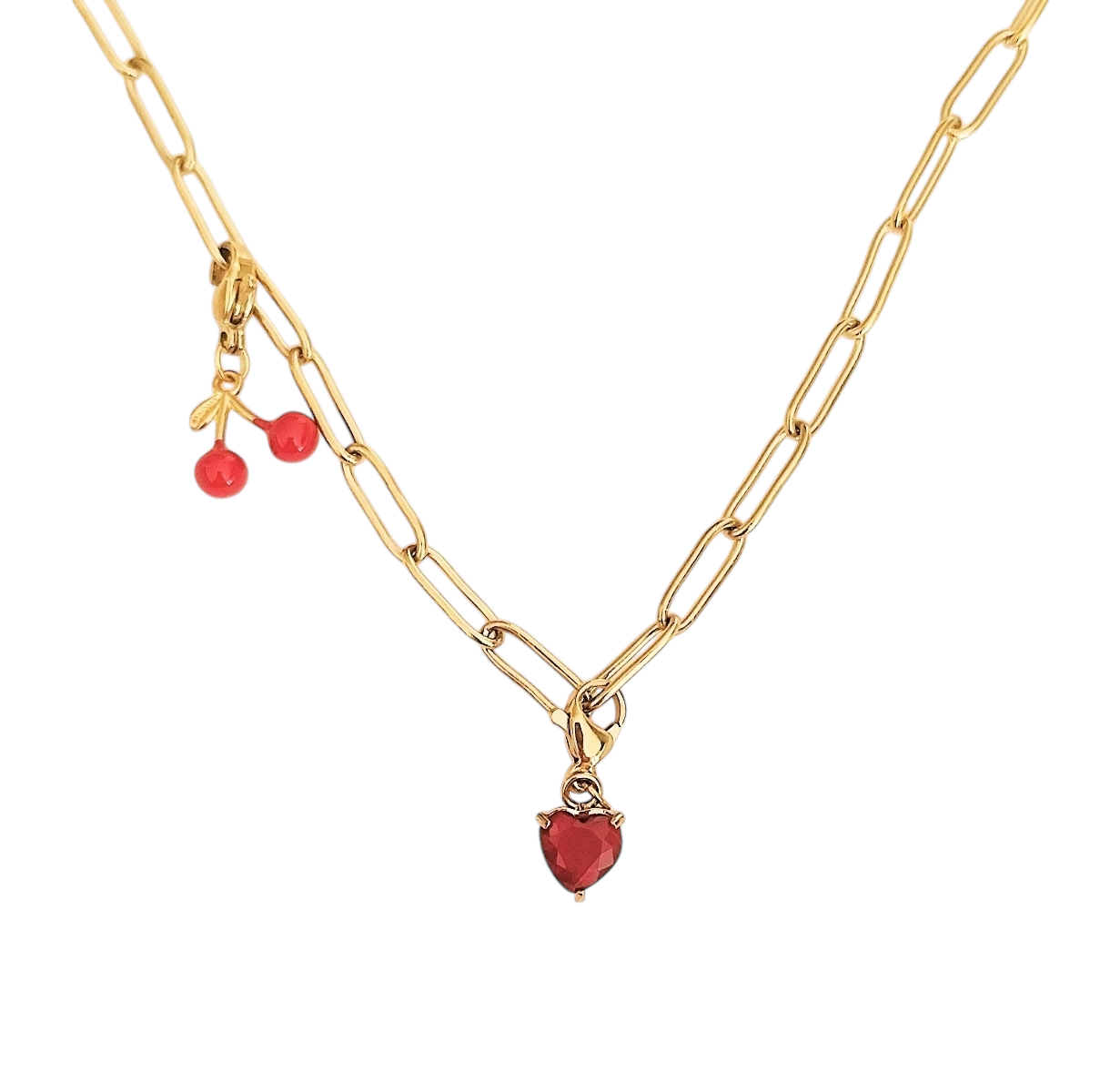 Collier doré avec pendentif cœur rouge et cerises
