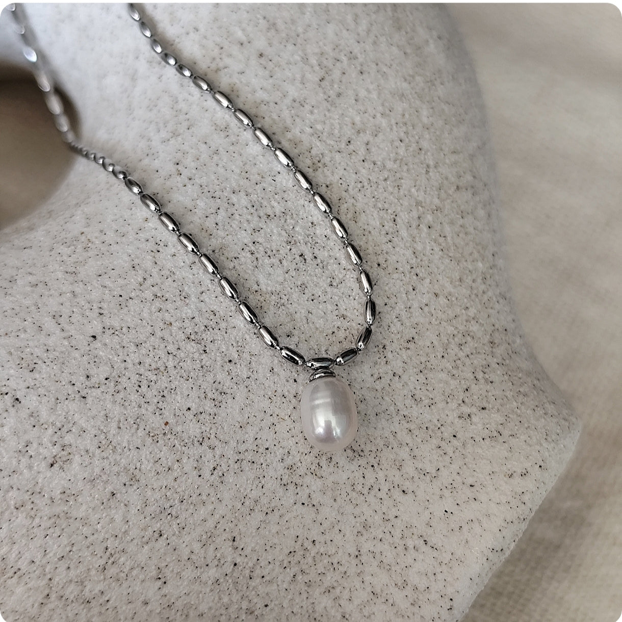 Collier perle blanche