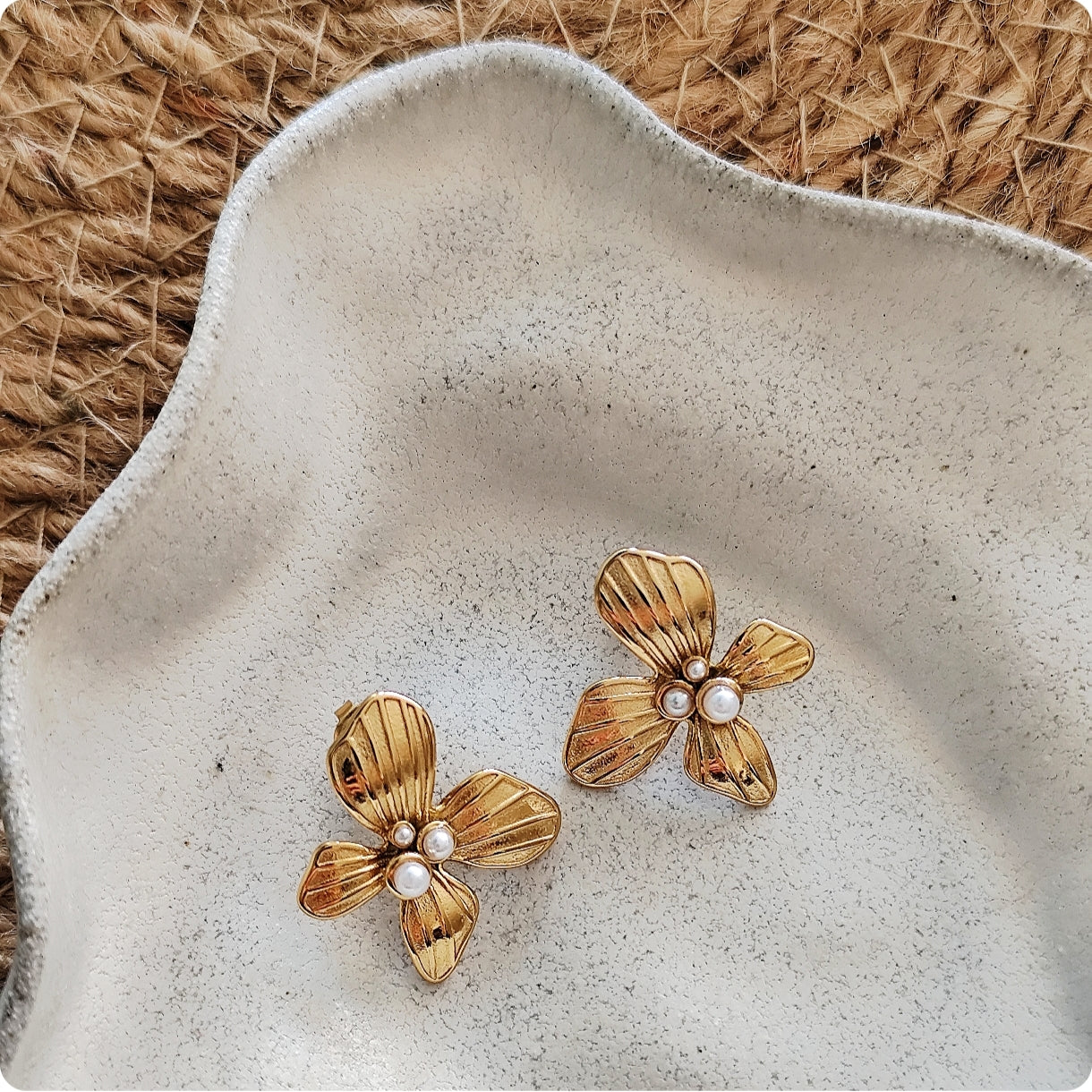 Boucles d'oreilles fleur et perle