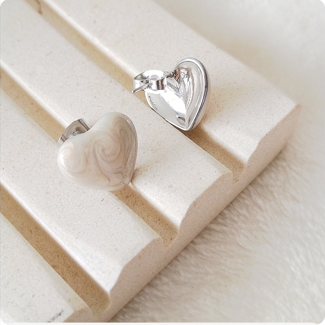 Boucles d'oreilles cœur nacré