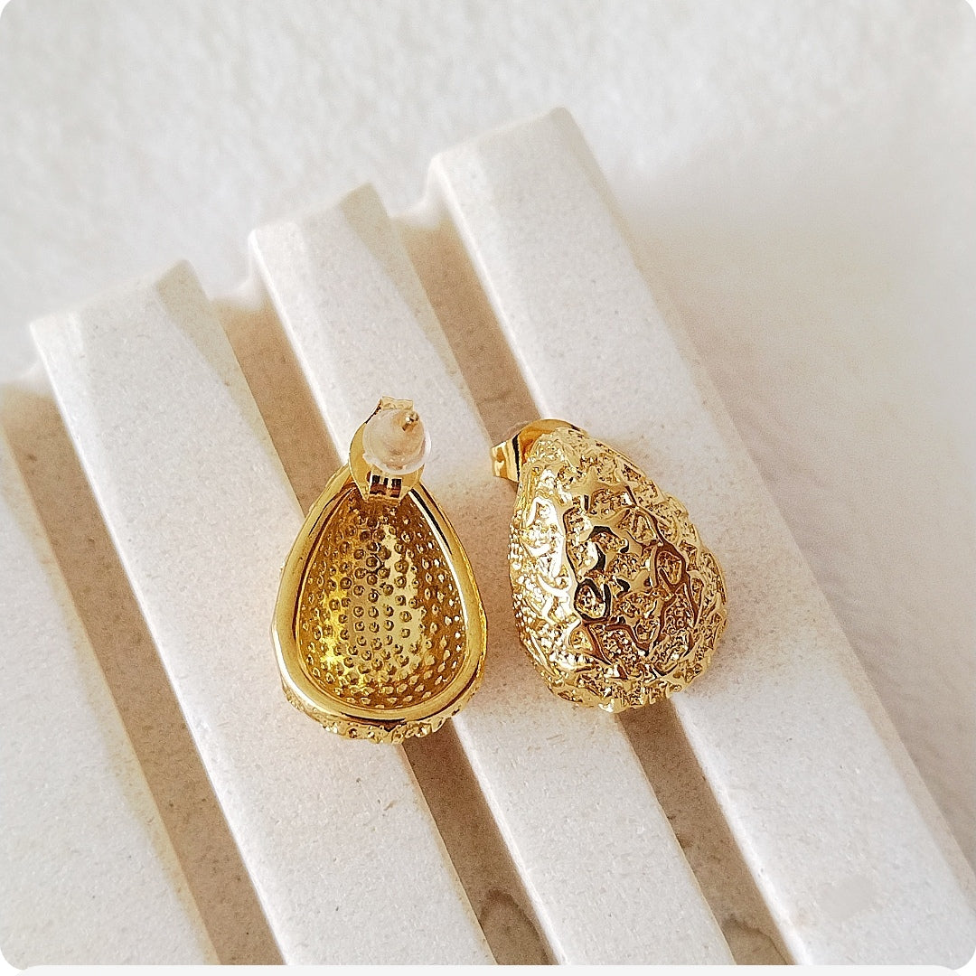 Boucles d'oreilles gouttes texturés