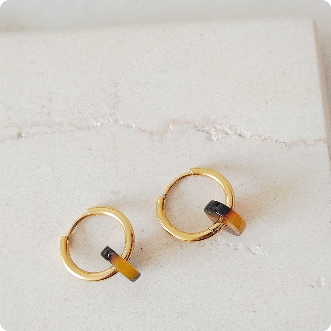 Boucles d'oreilles huggie carey