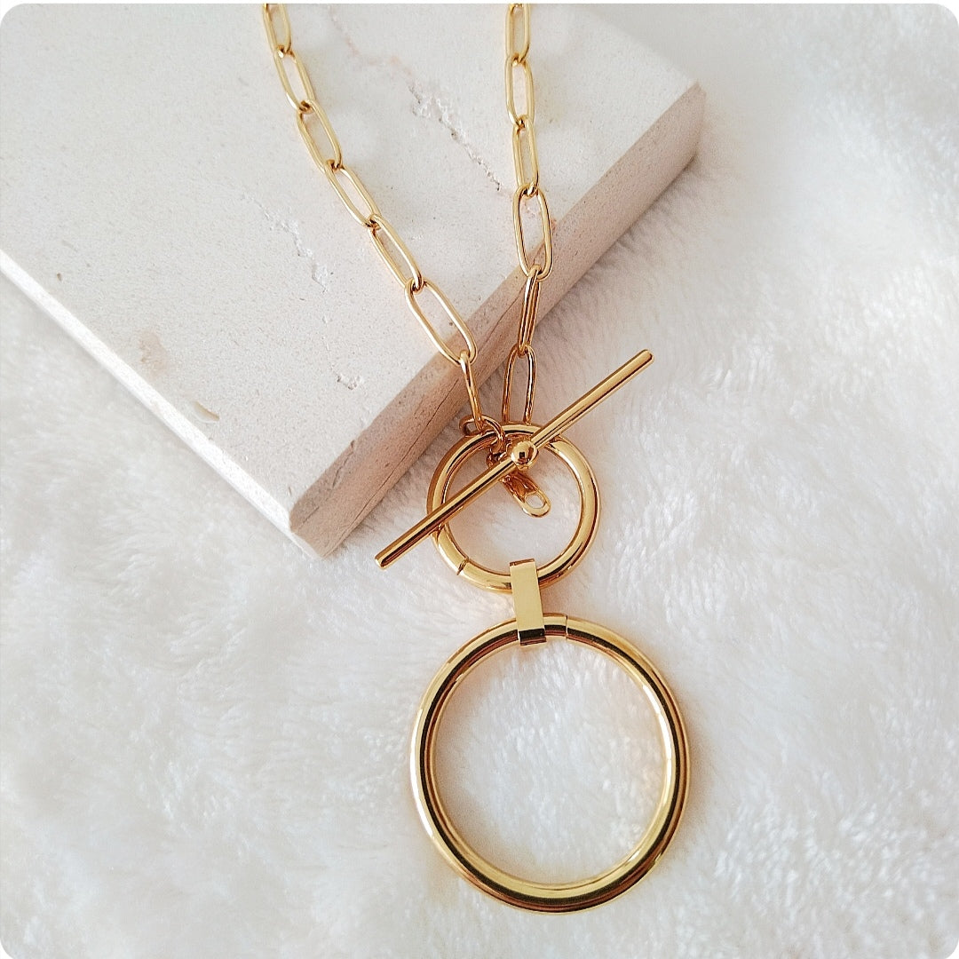 Collier pendentif rond