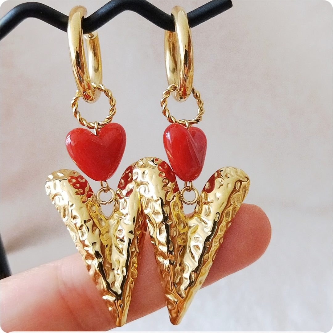 Boucles d'oreilles petit cœur rouge et cœur dorée