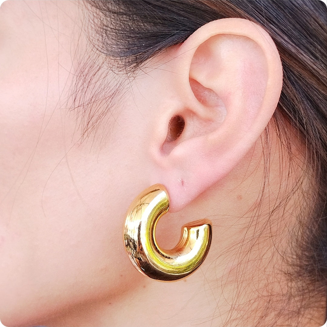 Boucles d'oreilles créoles épais et lisses