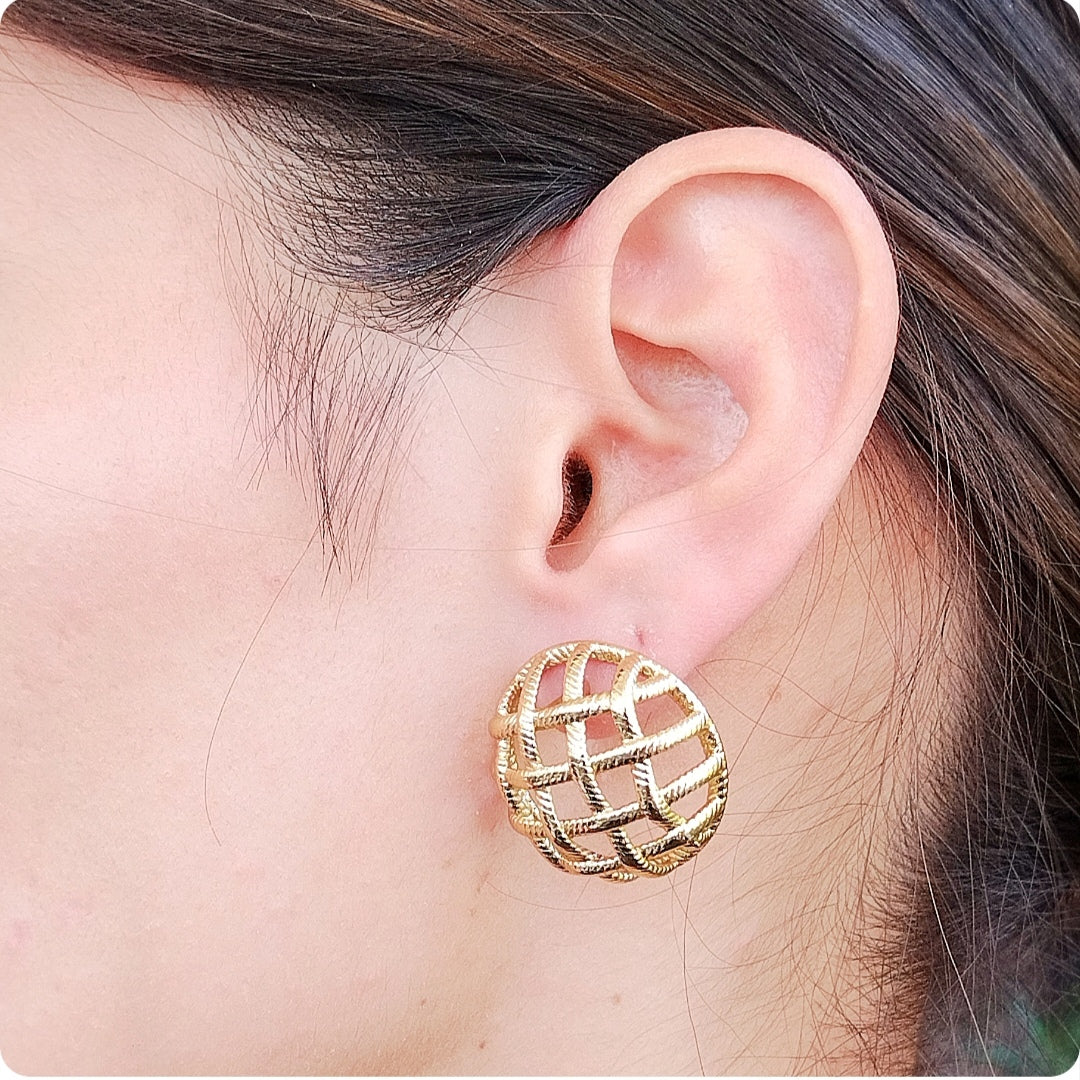 Boucles d'oreilles rond effet panier