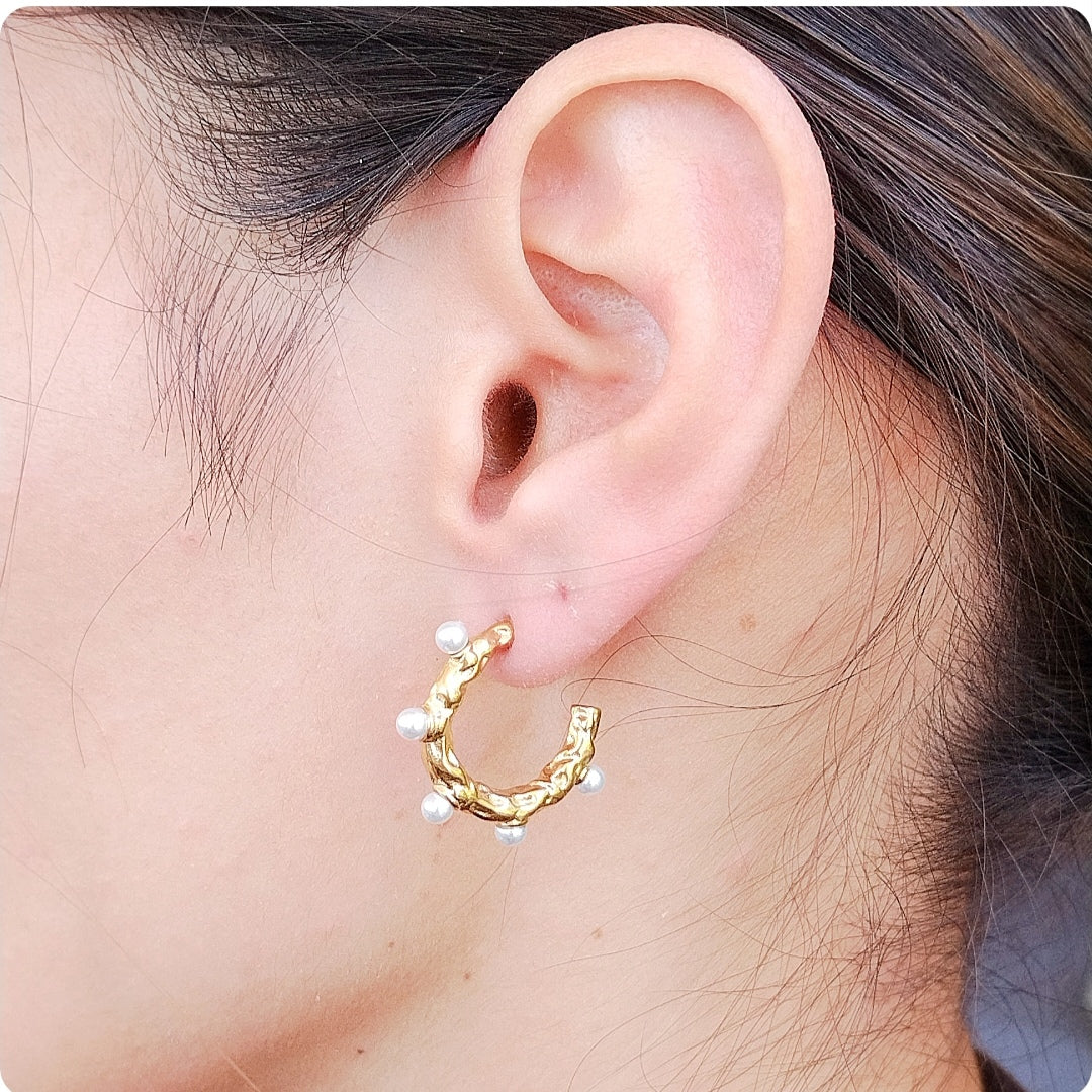 Boucles d'oreilles créoles et perles