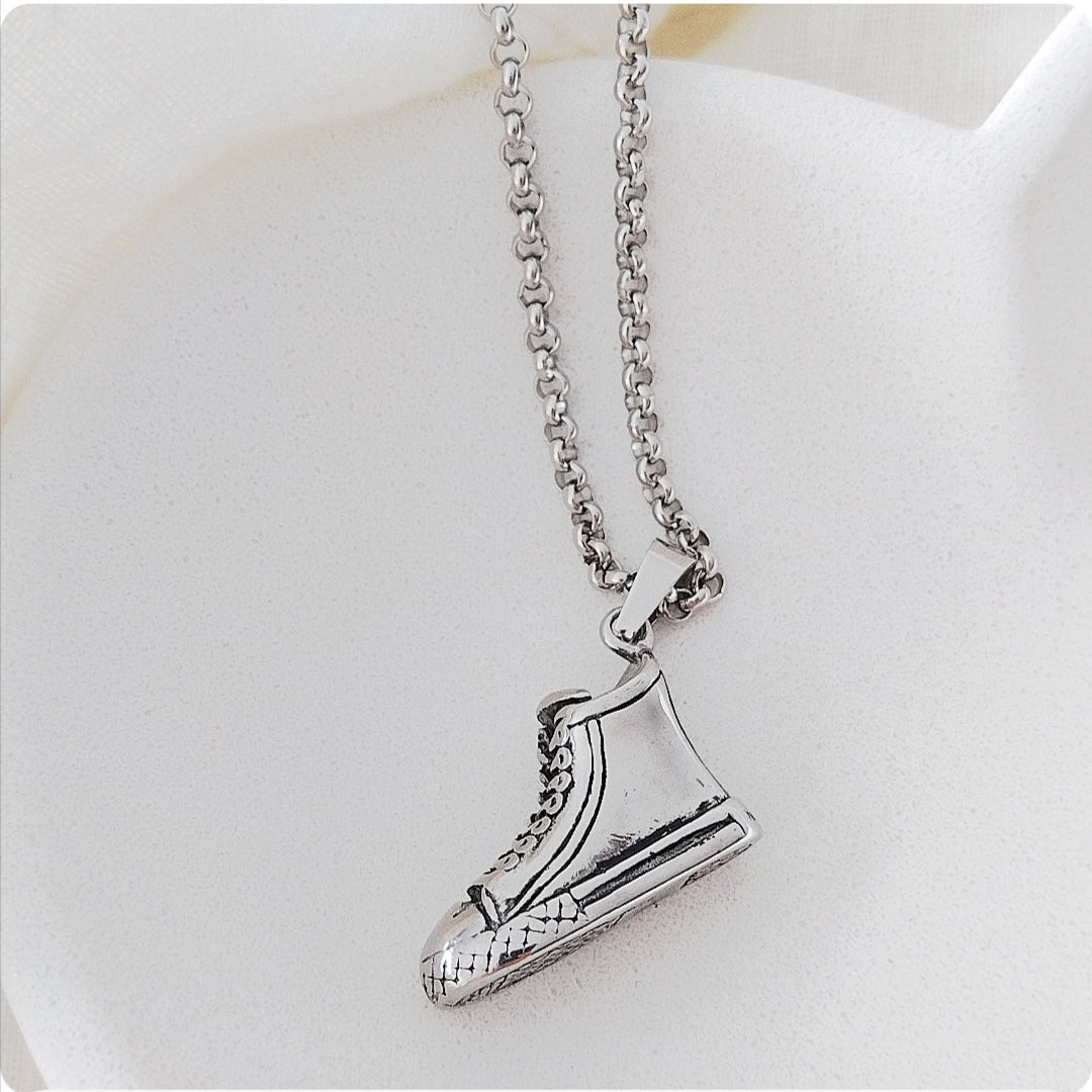 Collier sneakers