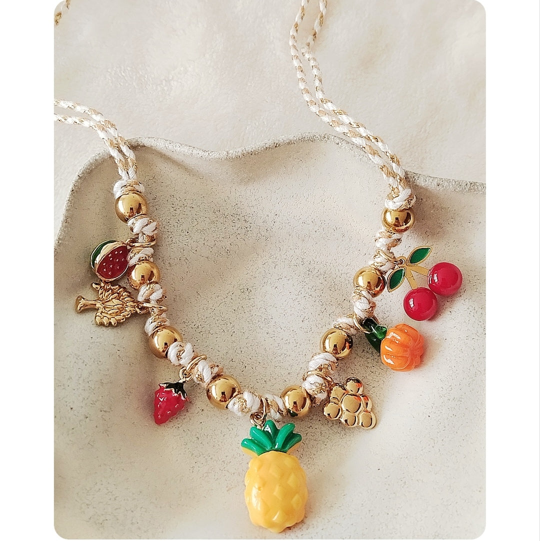 Collier de fruits