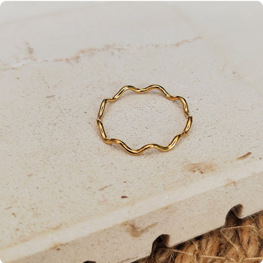 Bague ondulé fine