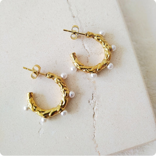 Boucles d'oreilles créoles et perles