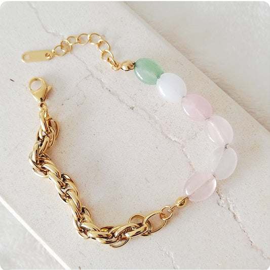 Bracelet dorée et pierres pastel