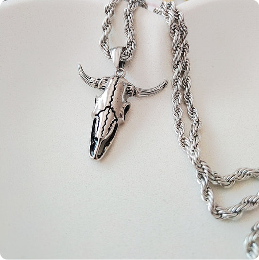 Collier crâne toro